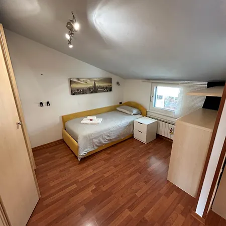 Daisy House * Τεργέστη