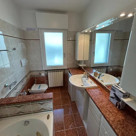 Daisy House Apartment Trieste